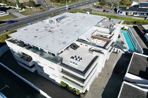 Photo of property in 225 Lake Terrace, Waipahihi, Taupo, 3330