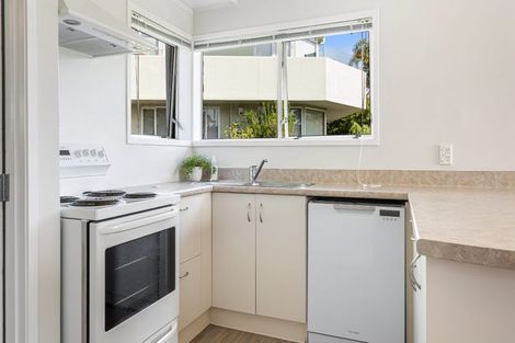 Photo of property in 67 Brigantine Drive, Beach Haven, Auckland, 0626