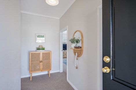 Photo of property in 27a Nuffield Avenue, Marewa, Napier, 4110