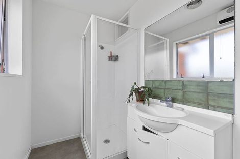 Photo of property in 94 Wainui Street, Riccarton, Christchurch, 8041