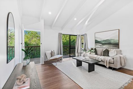 Photo of property in 14 Landsdale Place, Massey, Auckland, 0614