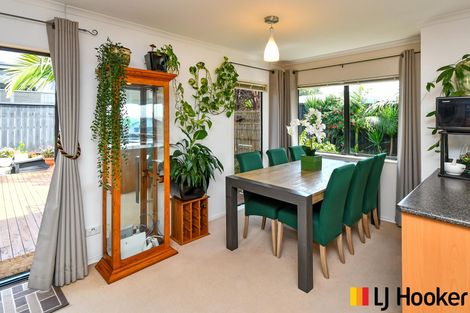 Photo of property in 25a Puriri Road, Pukekohe, 2120