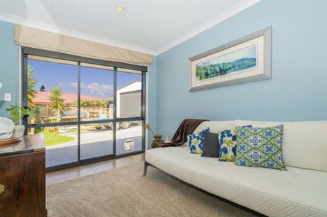 Photo of property in 4 Oribi Place, Whitianga, 3510