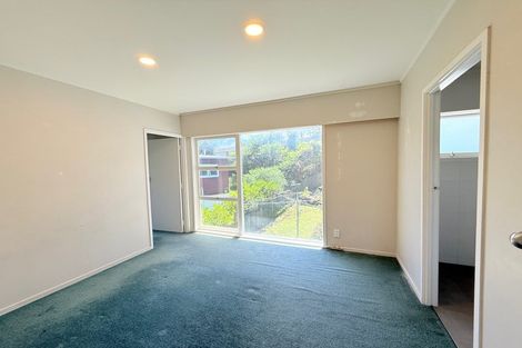 Photo of property in 1 Anakiwa Place, Milford, Auckland, 0620