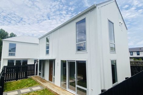 Photo of property in 52a Durham Crescent, Fairfield, Lower Hutt, 5011