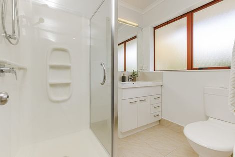 Photo of property in 10 Norm Pellow Drive, Manurewa, Auckland, 2105