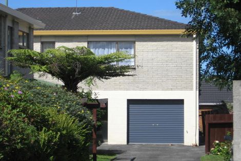 Photo of property in 1/12 Eastwood Rise, Browns Bay, Auckland, 0630