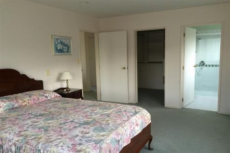 Photo of property in 32 Landing Drive, Albany, Auckland, 0632