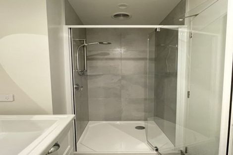 Photo of property in 2/12 Burke Street, Addington, Christchurch, 8024