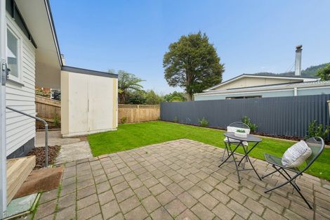 Photo of property in 21a Holdsworth Avenue, Trentham, Upper Hutt, 5018