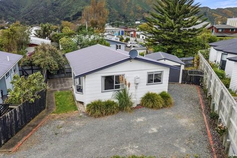 Photo of property in 3/6 Awamutu Grove, Waiwhetu, Lower Hutt, 5010