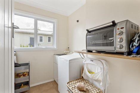 Photo of property in 9 Kipling Street, Roslyn, Palmerston North, 4414