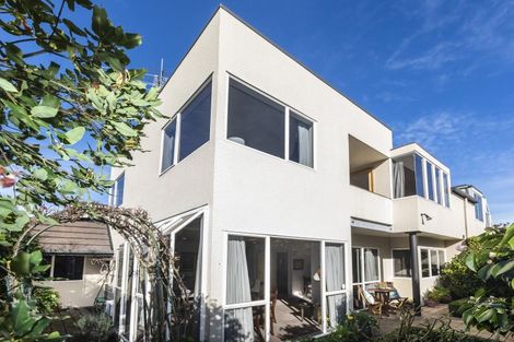 Photo of property in 3/33 Holly Road, St Albans, Christchurch, 8014