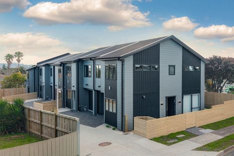 Photo of property in 28 Mckinstry Avenue, Mangere East, Auckland, 2024