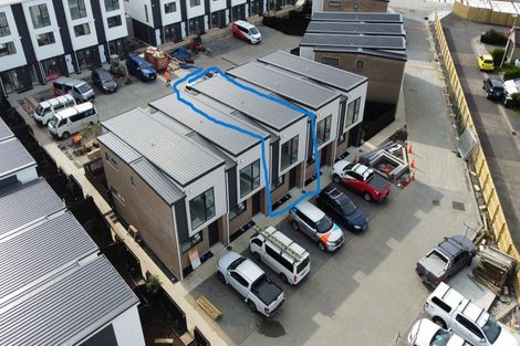 Photo of property in 2 Mikoikoi Crescent, Mangere Bridge, Auckland, 2022