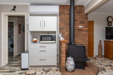 Photo of property in 16b King Street, Dannevirke, 4930