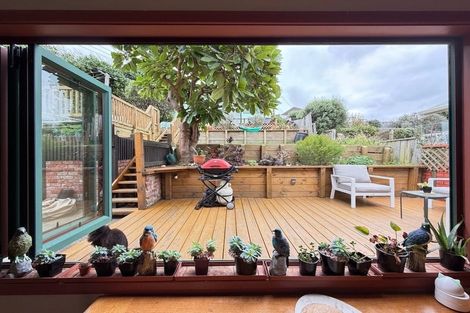 Photo of property in 12 Tirangi Road, Rongotai, Wellington, 6022