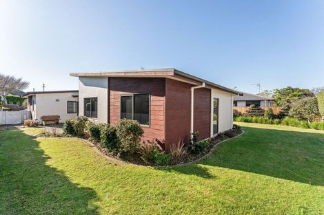 Photo of property in 6 Adler Drive, Ohauiti, Tauranga, 3112