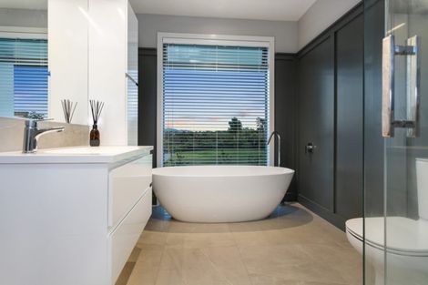 Photo of property in 7 Mike Smith Drive, Cambridge, 3434