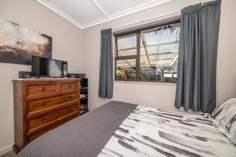 Photo of property in 33 Domett Street, Westport, 7825