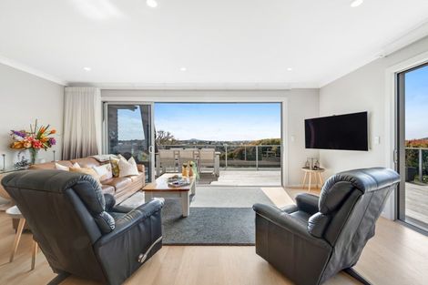 Photo of property in 126d Sandspit Road, Shelly Park, Auckland, 2014