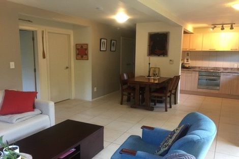 Photo of property in 4a/3 Corrella Road, Belmont, Auckland, 0622