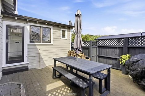 Photo of property in 178 Victoria Road, Saint Clair, Dunedin, 9012