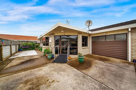 Photo of property in 6a Milmoe Street, Hawera, 4610