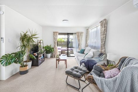 Photo of property in 35 Crawshaw Drive, Nawton, Hamilton, 3200