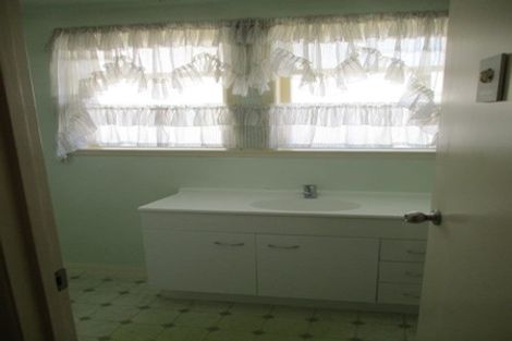 Photo of property in 35 Caspar Road, Papatoetoe, Auckland, 2025