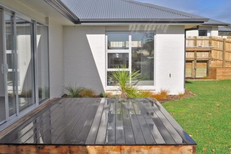 Photo of property in 30 Fairwater Road, Warkworth, 0910