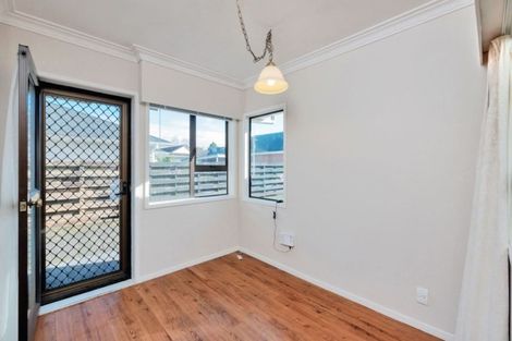 Photo of property in 3/39 Great South Road, Papakura, 2110