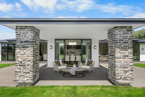 Photo of property in 21 Classiebawn Lane, Prebbleton, 7676