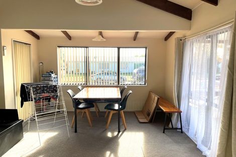 Photo of property in 15a Jeffares Place, Taradale, Napier, 4112