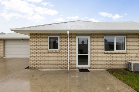 Photo of property in 42 Queens Park Crescent, Frankton, Hamilton, 3204