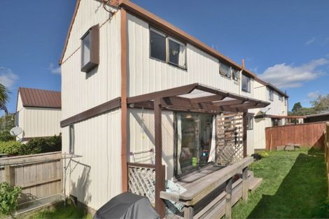 Photo of property in 2/506 Devonport Road, Tauranga South, Tauranga, 3112