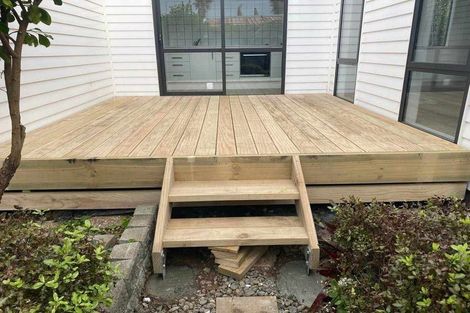 Photo of property in 91 Archmillen Avenue, Pakuranga Heights, Auckland, 2010