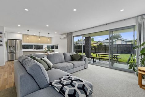 Photo of property in 1 Oolong Court, Huntington, Hamilton, 3210