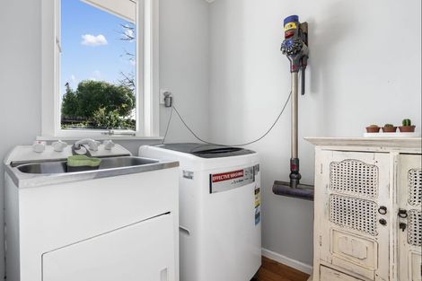 Photo of property in 628 Te Atatu Road, Te Atatu Peninsula, Auckland, 0610