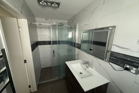 Photo of property in 8 Tiraumea Drive, Pakuranga, Auckland, 2010