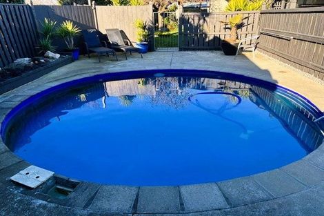 Photo of property in 12 Masham Road, Broomfield, Christchurch, 8042