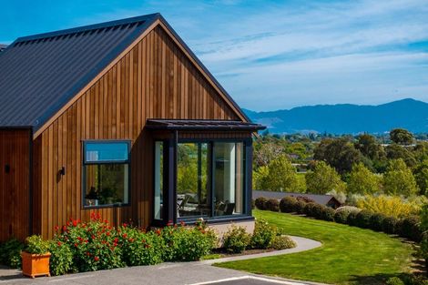 Photo of property in 21 Dry Hills Lane, Riverlands, Blenheim, 7274