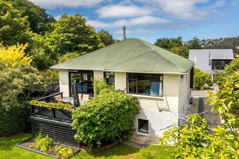 Photo of property in 84 Glenross Street, Glenross, Dunedin, 9011