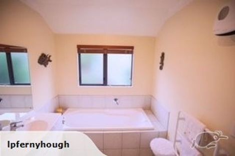 Photo of property in 214 Westchester Drive, Churton Park, Wellington, 6037