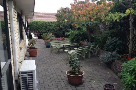 Photo of property in 71 Moyrus Crescent, East Tamaki Heights, Auckland, 2016