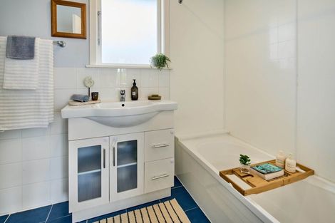 Photo of property in 14 Pembroke Street, Tawa, Wellington, 5028