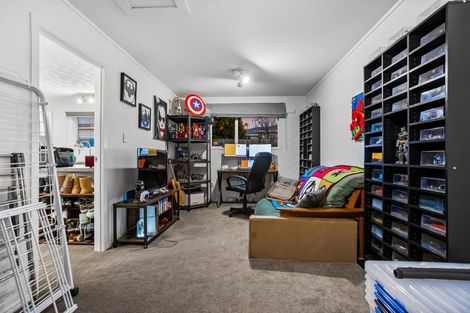 Photo of property in 3/29 Garelja Road, Henderson, Auckland, 0612