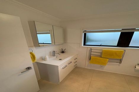 Photo of property in 2/39 Stanley Avenue, Milford, Auckland, 0620