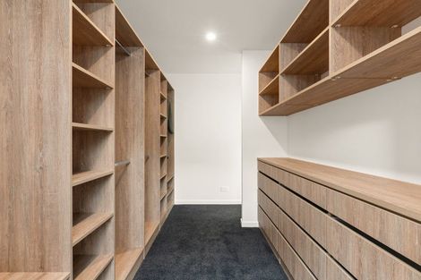 Photo of property in 10 Flowers Lane, Cracroft, Christchurch, 8022