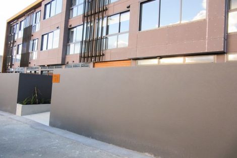 Photo of property in Vedado Apartments, 107/41u Hopper Street, Mount Cook, Wellington, 6011